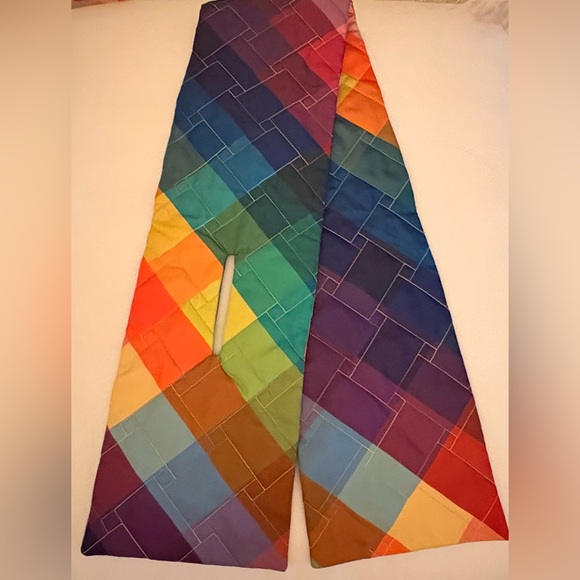 Kurt Geiger Scarf - Picture 6 of 7